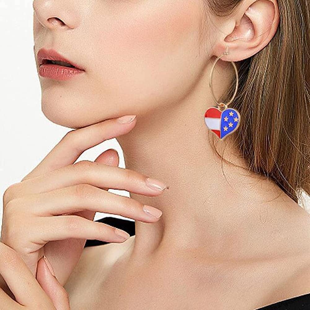 90 Pcs American Flag Charms, Pendant Patriotic Enamel Charms for Independence Day 4Th of July Flag Dangle Star & Heart Charm Ornament DIY Jewelry Bracelets Necklaces Earrings Head Cords 90