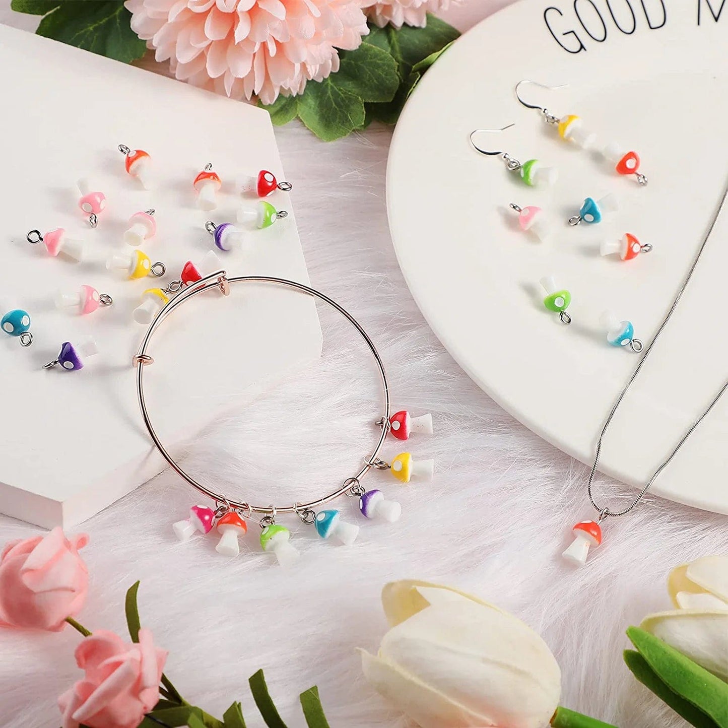 96 Pieces Mushroom Pendant Charms Colorful Mushroom Resin Charms Jewelry Making DIY Pendant Ornament Cute Mushroom Shape Charms for DIY Craft Bracelet Necklace Earrings, 8 Colors (Small)