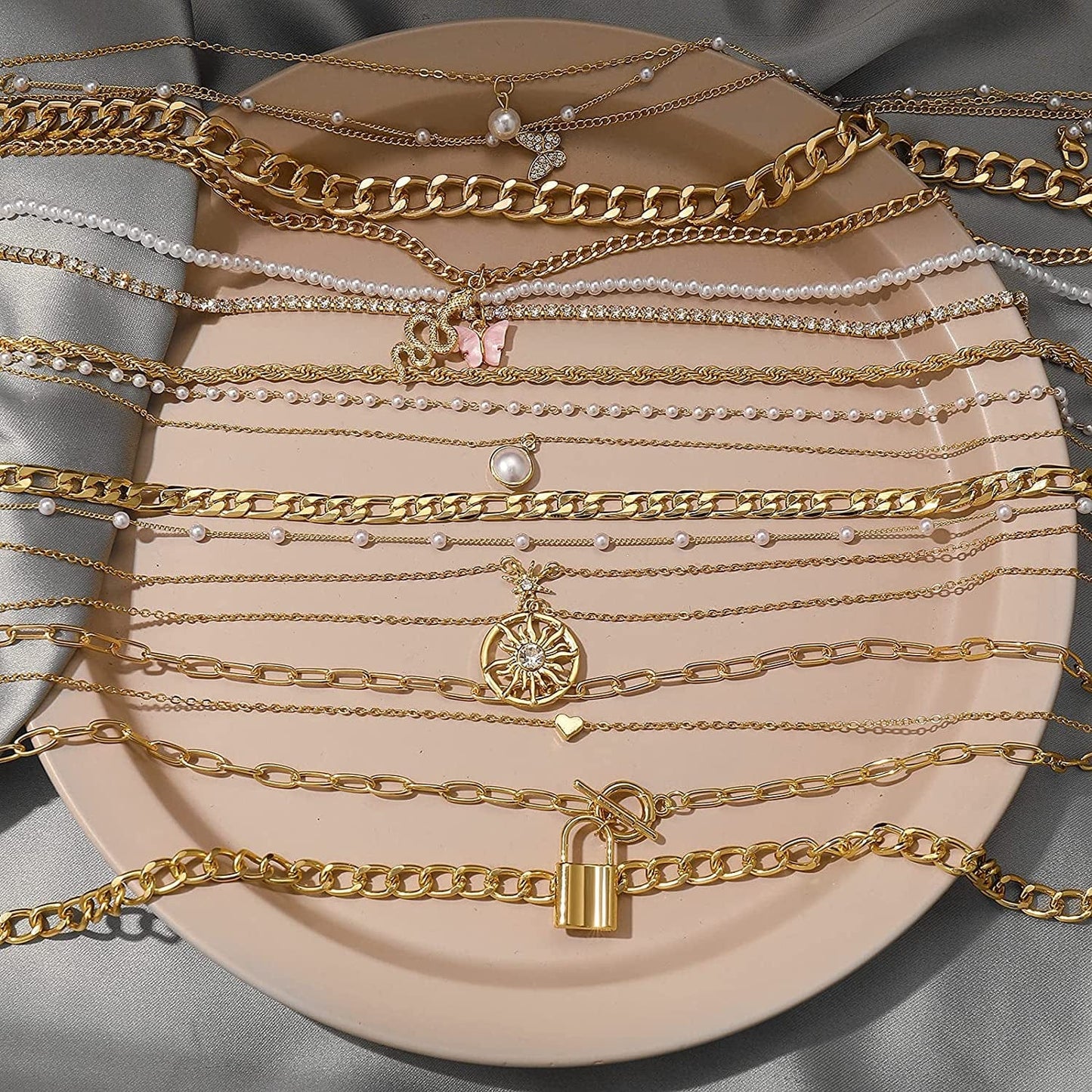 9PCS Gold Layered Chain Necklace for Women Girls, Gold Necklace Set,Y Pendant Necklaces, Pearl Choker Necklace, Chunky Dainty Y2K Goth Lock Coin Butterfly Snake Sun Link Choker Necklace Gold Plated Jewelry
