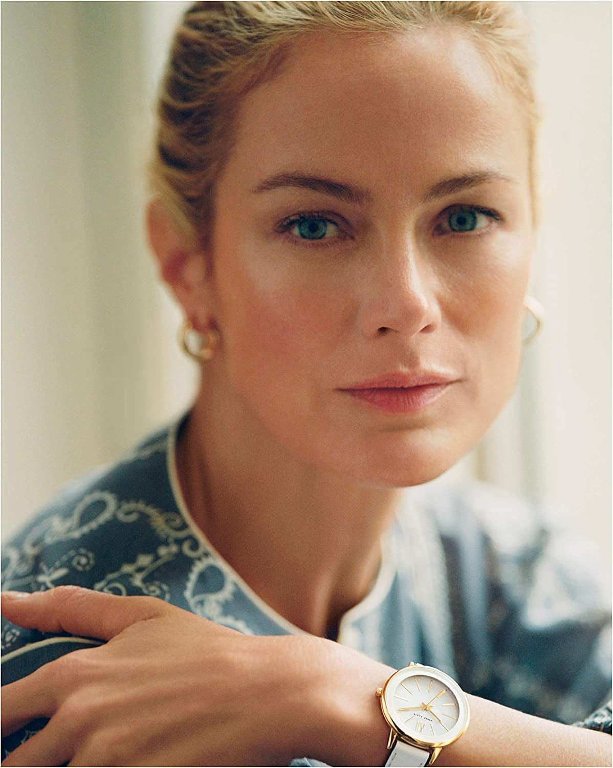 Anne Klein Women'S Leather Strap Watch White/Gold