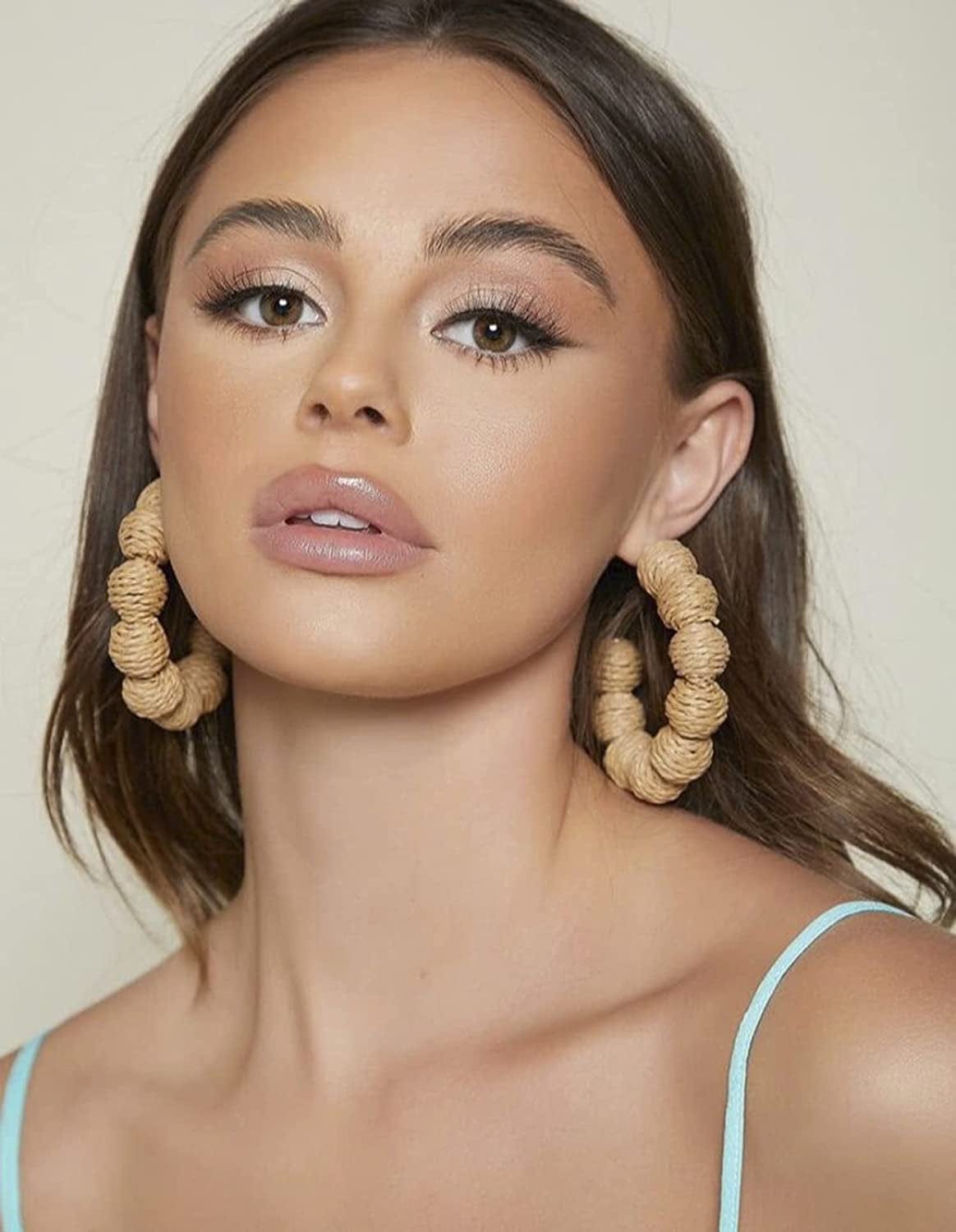 ARATLENCH Rattan Woven Dangling Earrings Handmade Straw Dangle Drop Earrings Boho Summer Beach Statement Circle Ball Hoop Earrings for Women