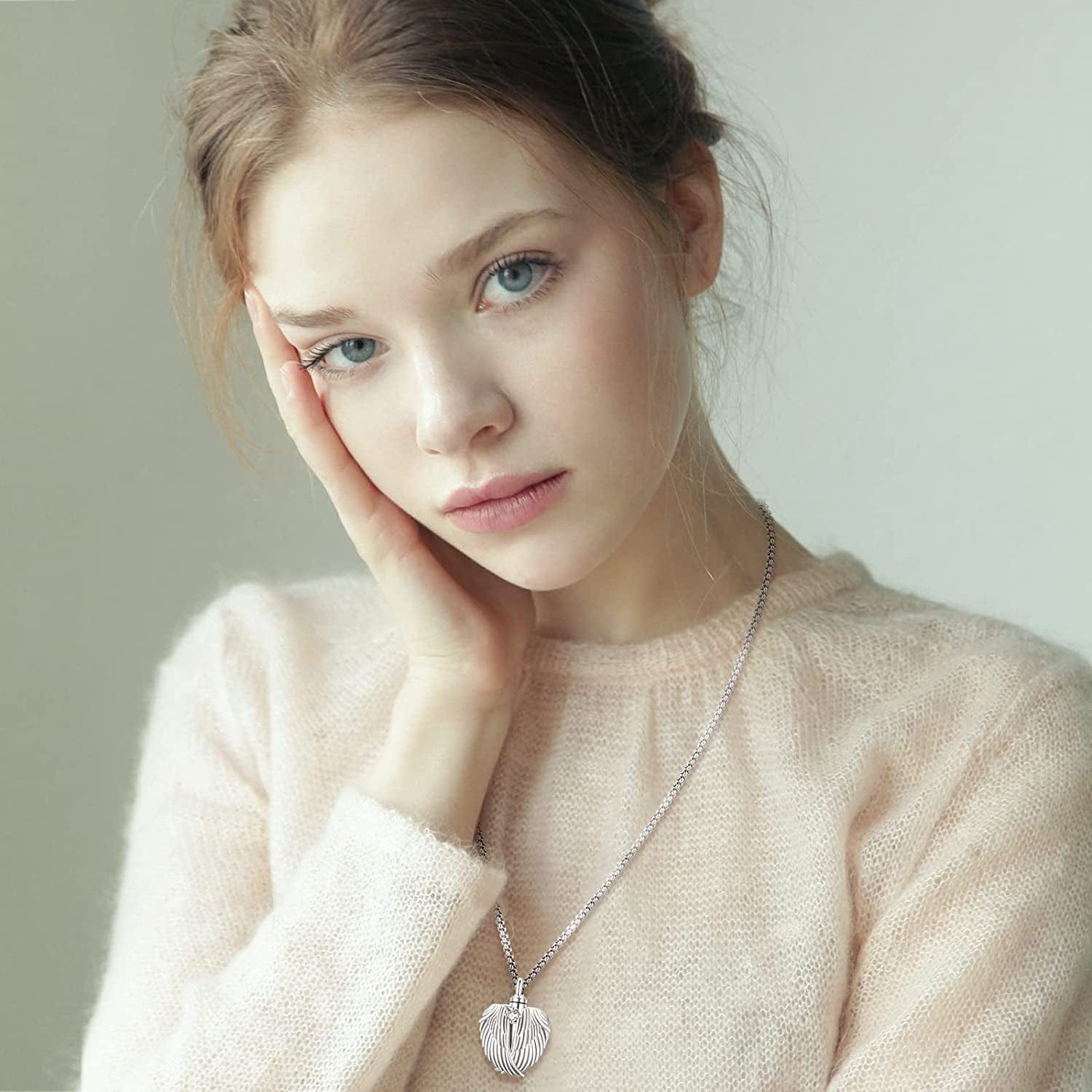 Ashes Necklace 925 Sterling Silver Cremation Jewelry Memorial Necklace Urn for Human Ashe of Loved Ones Keepsake Lockets for Ashes Holder Pet Dog Heart Urn Jewelry