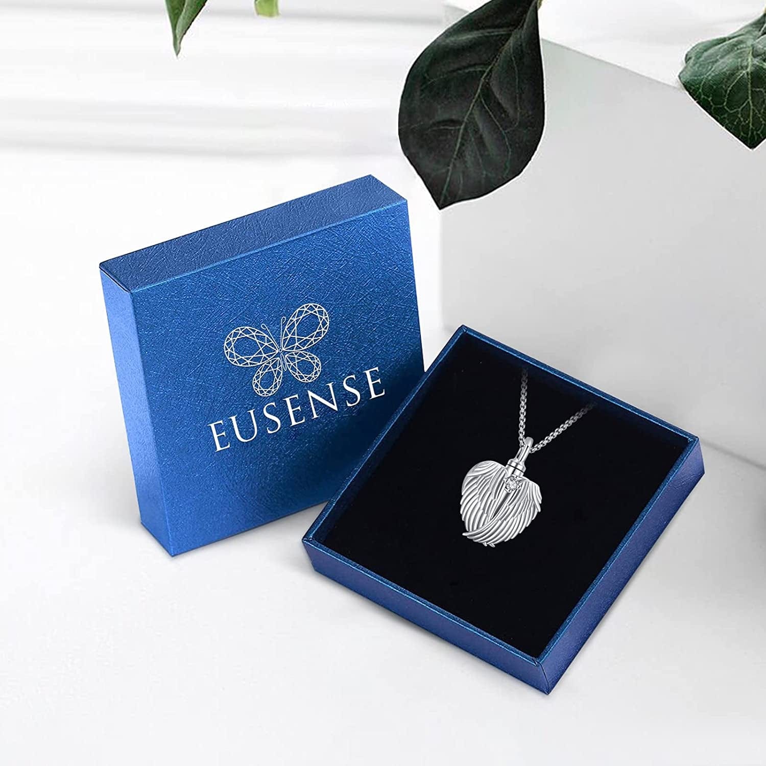 Ashes Necklace 925 Sterling Silver Cremation Jewelry Memorial Necklace Urn for Human Ashe of Loved Ones Keepsake Lockets for Ashes Holder Pet Dog Heart Urn Jewelry