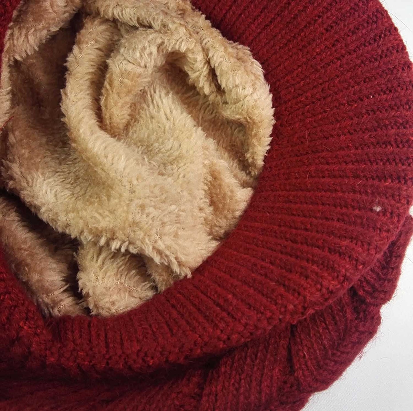 HINDAWI Women Winter Warm Knit Hat Wool Snow Ski Caps with Visor Apparel & Accessories > Clothing Accessories > Hats HINDAWI