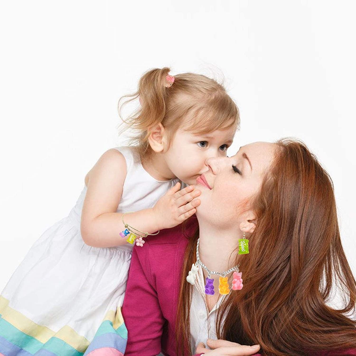 Candy Pendant Bracelet Charms, 182 Pieces Colorful Keychains Bracelet Pendant Charms with Bear Charms Pendants, Candy Charm Pendants, Earhooks, Jump Rings, Flower Pendants, Pink Box