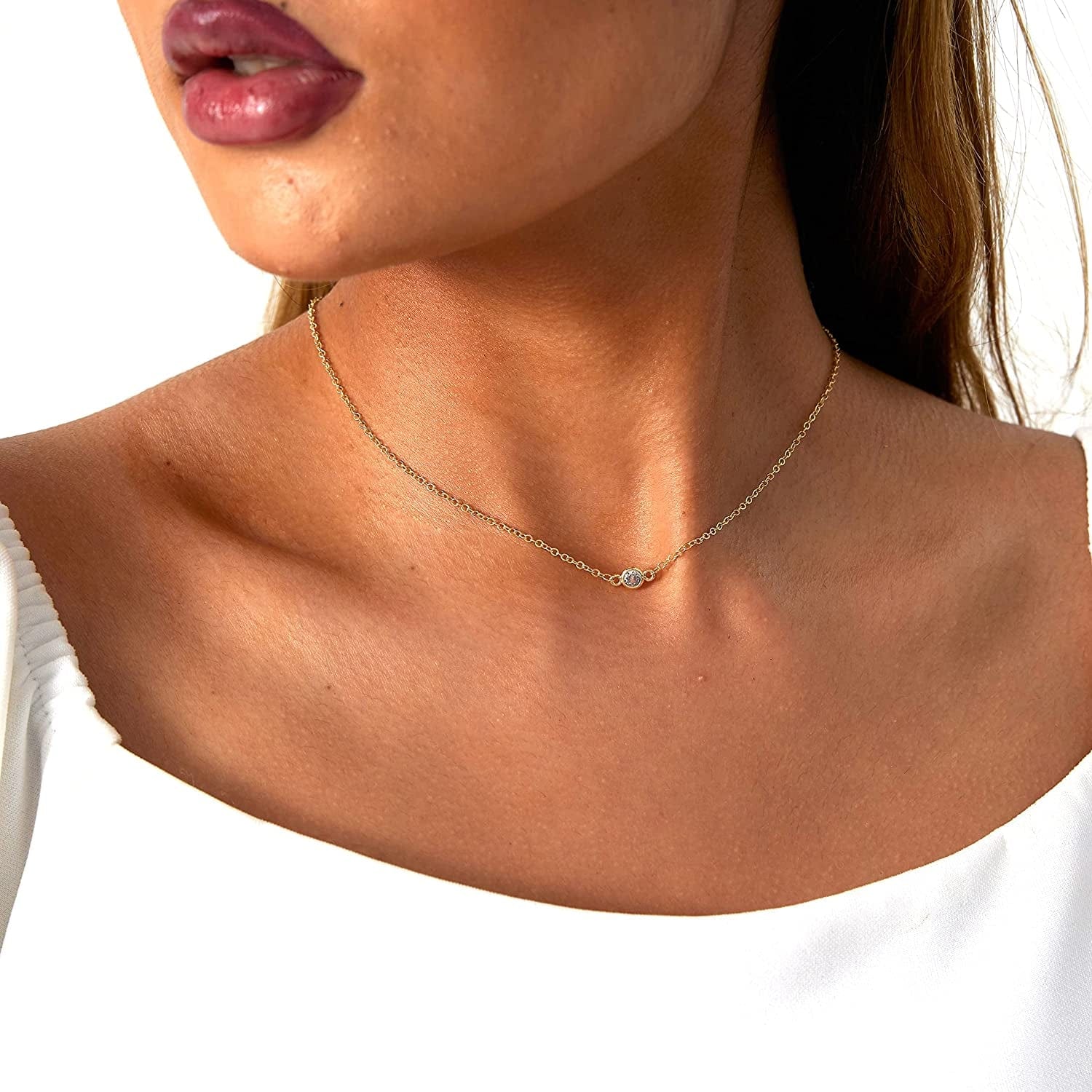 Carovo CZ Solitaire Choker Pendant Necklace for Women Dainty Cubic Zirconia Necklace 14K Gold Planted Diamond Solitaire Choker Chain Pendant Necklace for Women