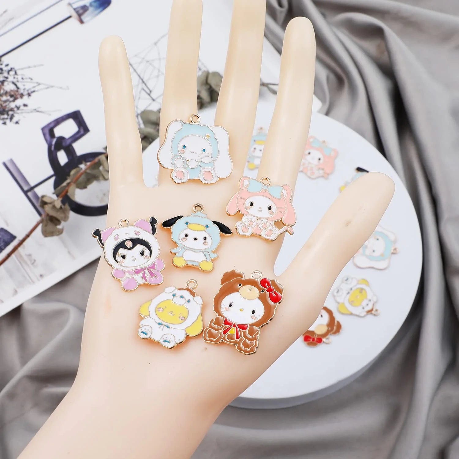 Cartoon Kitty Accessories Pendant for Jewelry Making DIY Crafts Cinnamoroll Kuromi Charms for Earring Necklace Making