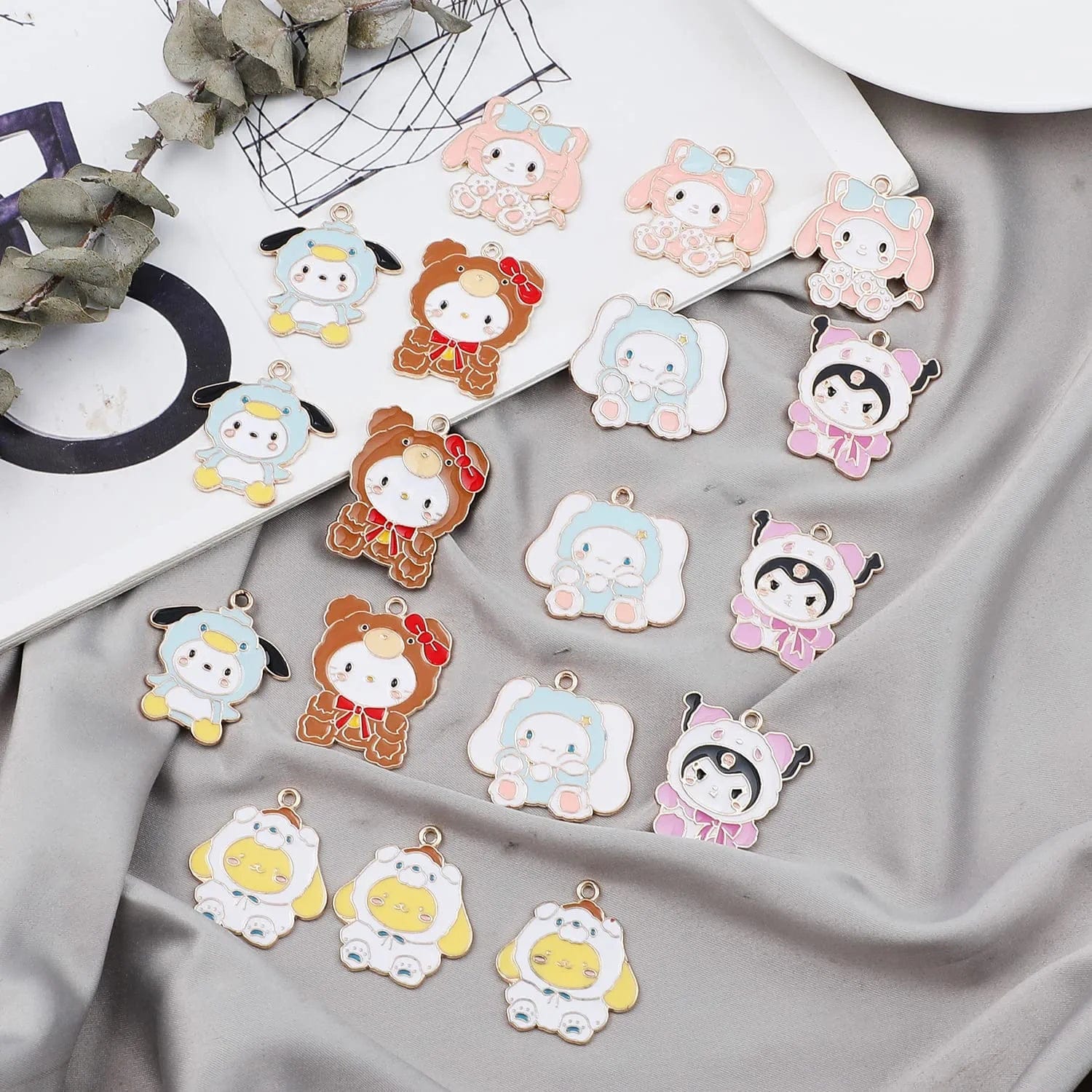 Cartoon Kitty Accessories Pendant for Jewelry Making DIY Crafts Cinnamoroll Kuromi Charms for Earring Necklace Making