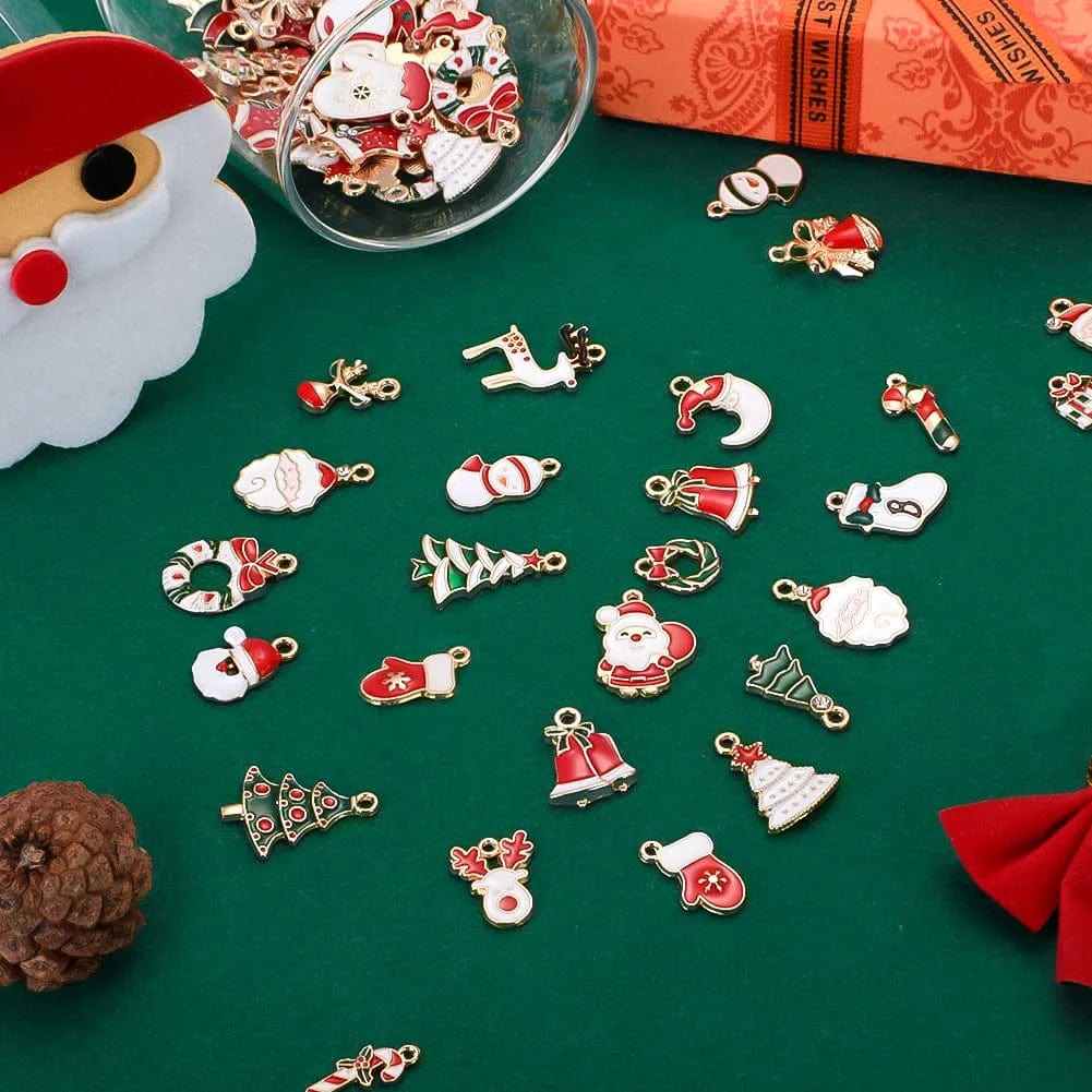 Christmas Charms Pendant Santa Snowman Bell Christmas Tree Cute Christmas Mini Alloy Pendant Jewelry for Bracelet Necklace Earring DIY Craft Decoration Supplies