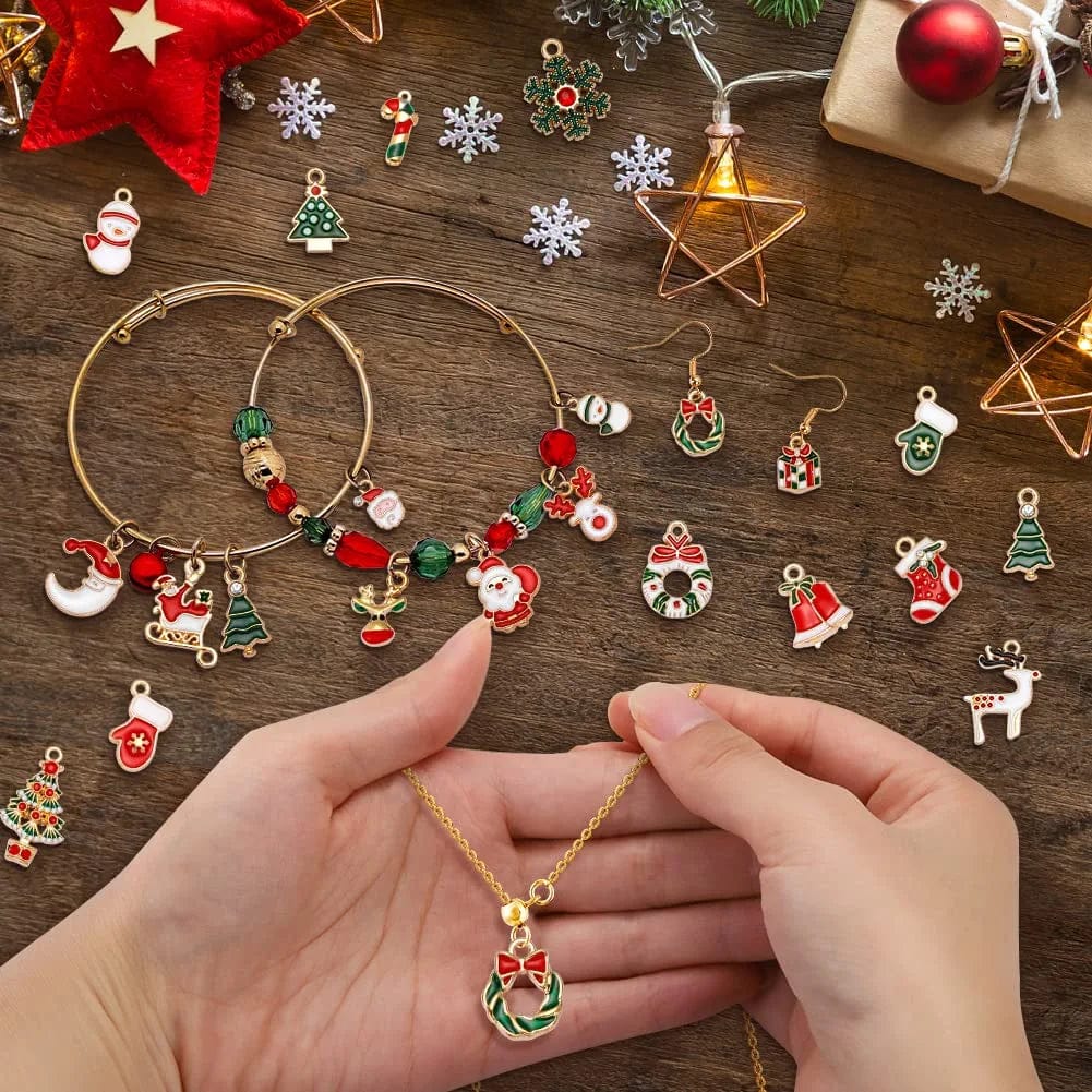 Christmas Charms Pendant Santa Snowman Bell Christmas Tree Cute Christmas Mini Alloy Pendant Jewelry for Bracelet Necklace Earring DIY Craft Decoration Supplies