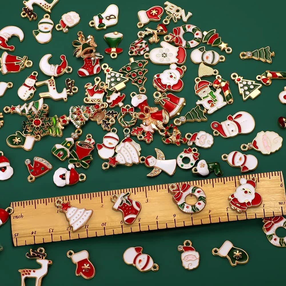 Christmas Charms Pendant Santa Snowman Bell Christmas Tree Cute Christmas Mini Alloy Pendant Jewelry for Bracelet Necklace Earring DIY Craft Decoration Supplies