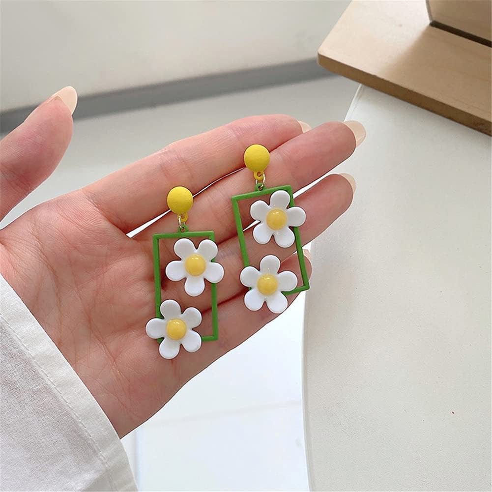 CHUNYANAN Elegant Charm Hollow Acrylic Square Daisy Flowers Long Geometric Floral Earrings Fashionable Retro Lovely Sweet Girl Women Jewelry Gift White