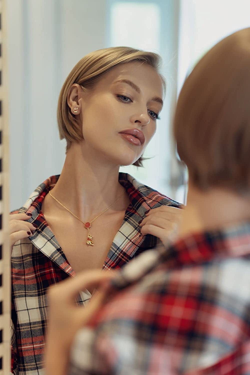 Classics Winnie the Pooh Gold Plated Swinging Balloon Necklace, 18"