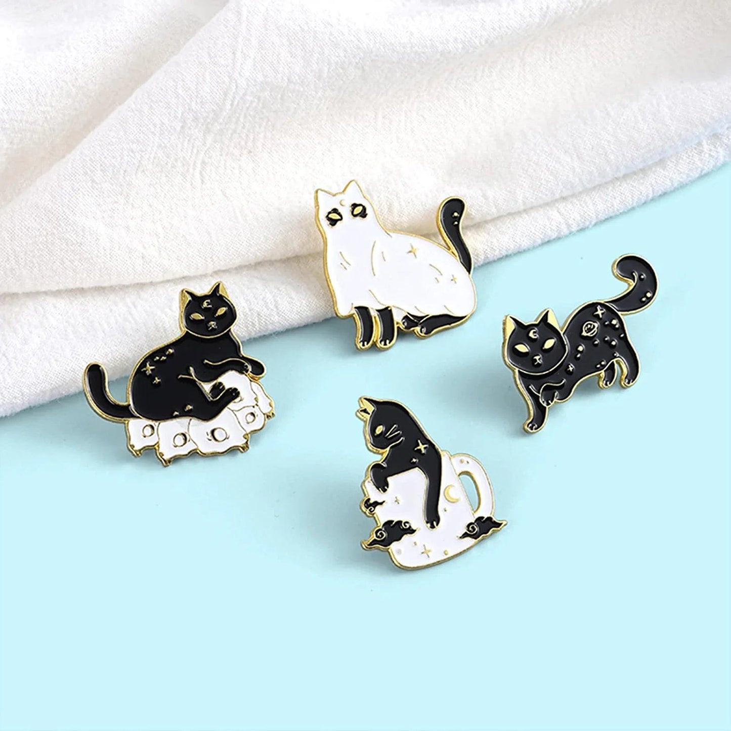 Cute Cat Enamel Pins for Backpacks Cat Sushi Rice Ball Enamel Pins Custom Cute Animals Japanese Foods Brooch Cute Kawaii Cat Enamel Pins Set for Jackets Clothes Bag Cartoon Lapel Badge Cartoon Animals Cute Sushi Cat Enamel Backpack Pins