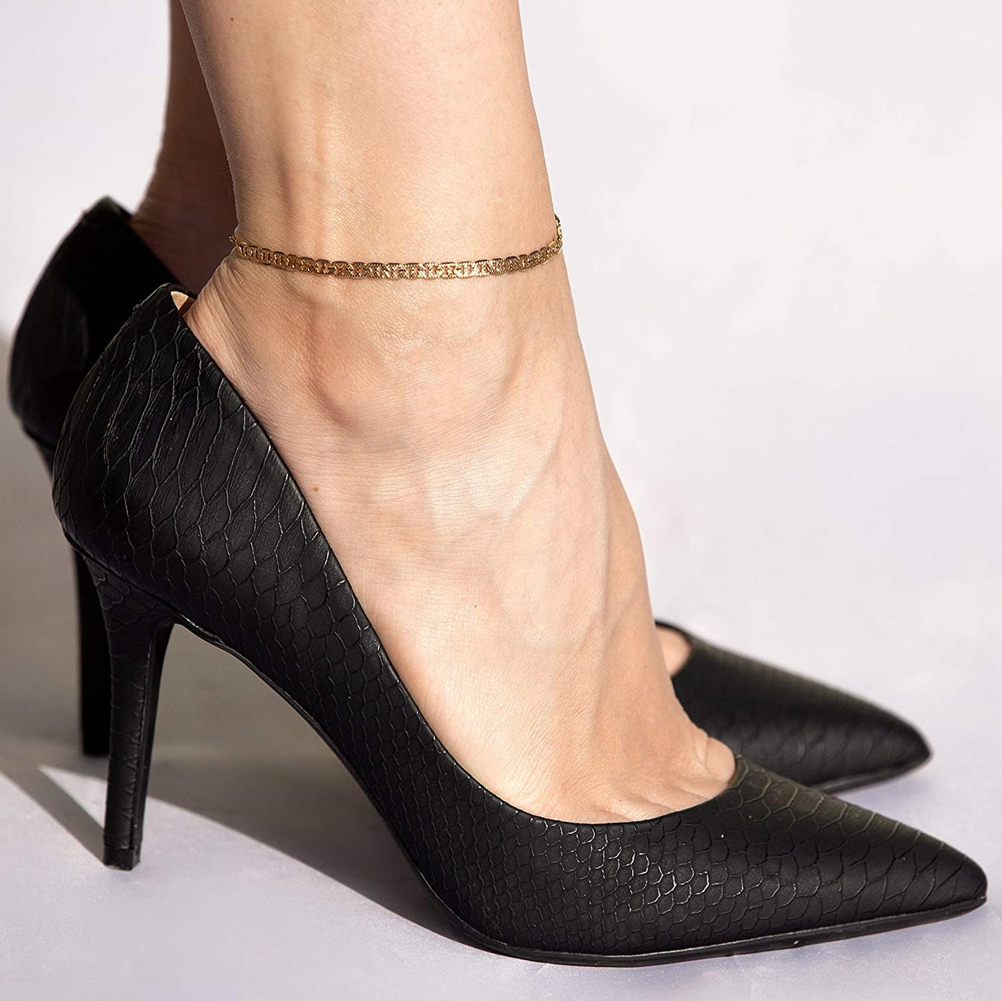 LIFETIME JEWELRY 4Mm Mariner Link Chain Anklet for Women & Men 24K Gold Plated Apparel & Accessories > Jewelry > Anklets LIFETIME JEWELRY