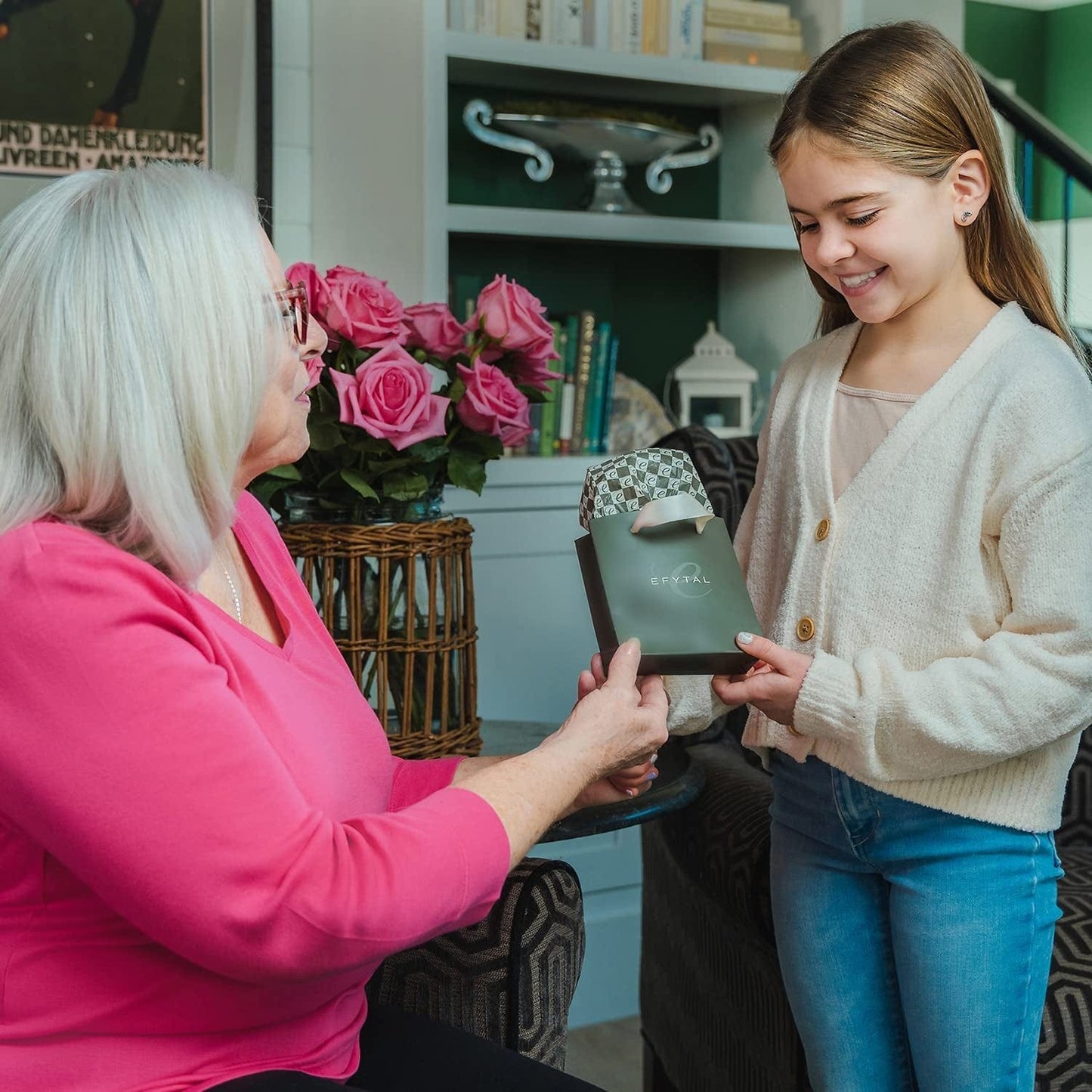 EFYTAL Grandma Gifts, 925 Sterling Silver 2 Thick Interlocking Circles Necklace for Grandmother from Grandchild, Mom Necklaces for Women, Birthday Gift Ideas, Mother'S Day Jewelry for Her, Mothers Day