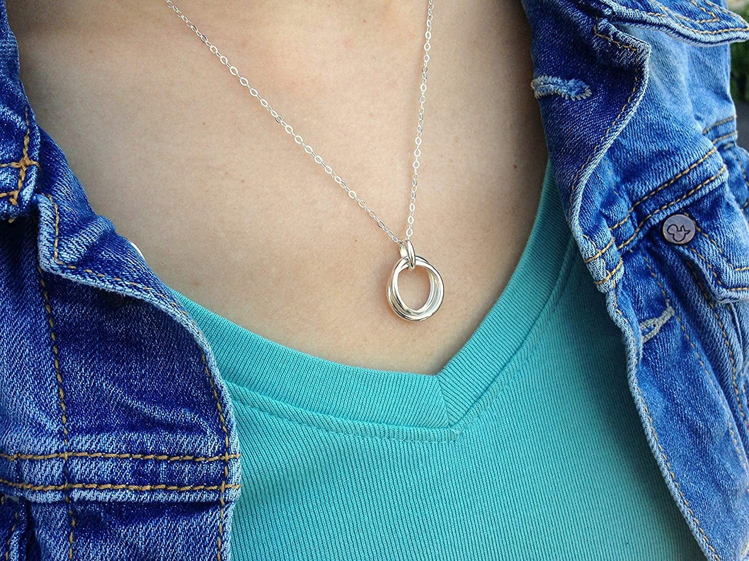 EFYTAL Grandma Gifts, 925 Sterling Silver 2 Thick Interlocking Circles Necklace for Grandmother from Grandchild, Mom Necklaces for Women, Birthday Gift Ideas, Mother'S Day Jewelry for Her, Mothers Day