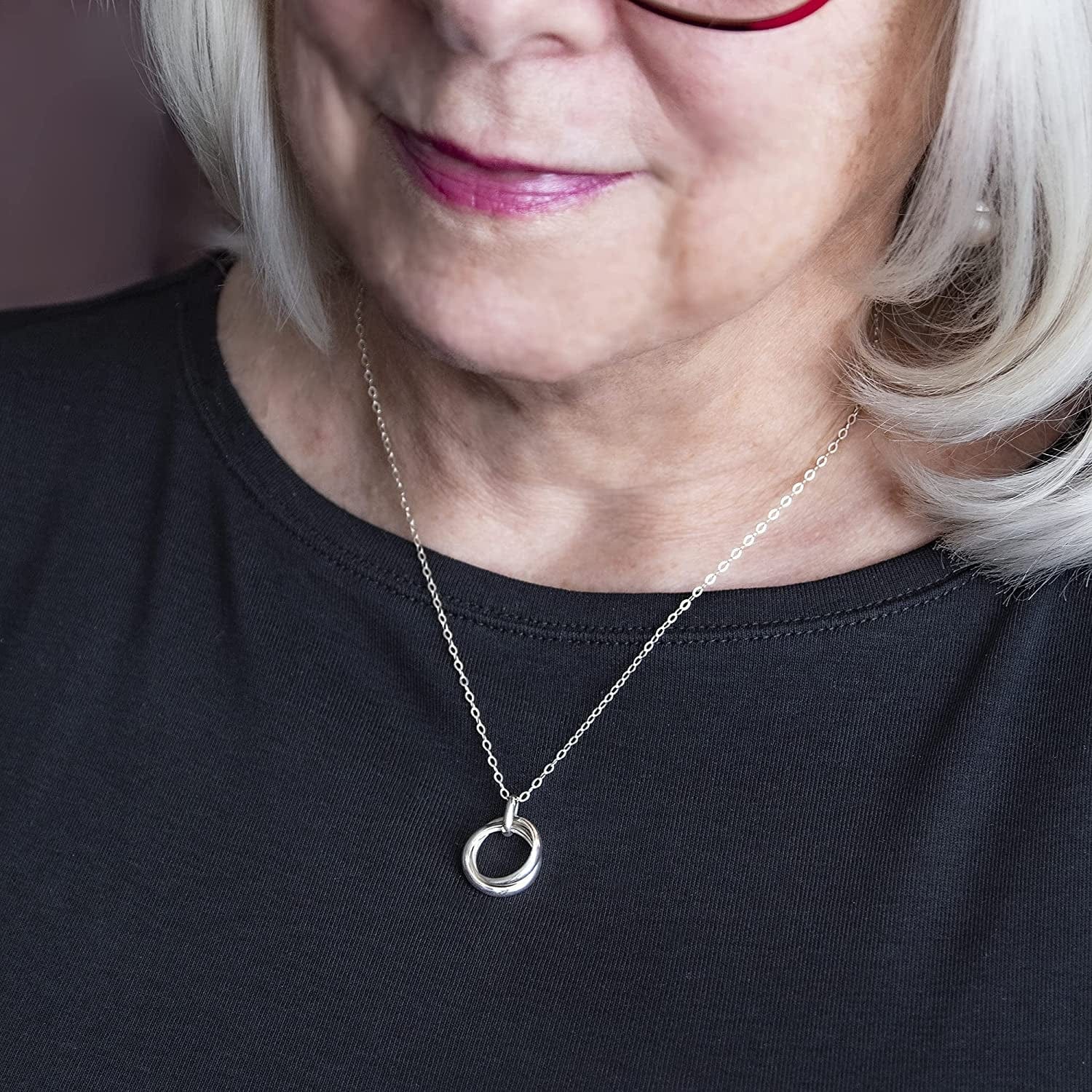 EFYTAL Grandma Gifts, 925 Sterling Silver 2 Thick Interlocking Circles Necklace for Grandmother from Grandchild, Mom Necklaces for Women, Birthday Gift Ideas, Mother'S Day Jewelry for Her, Mothers Day