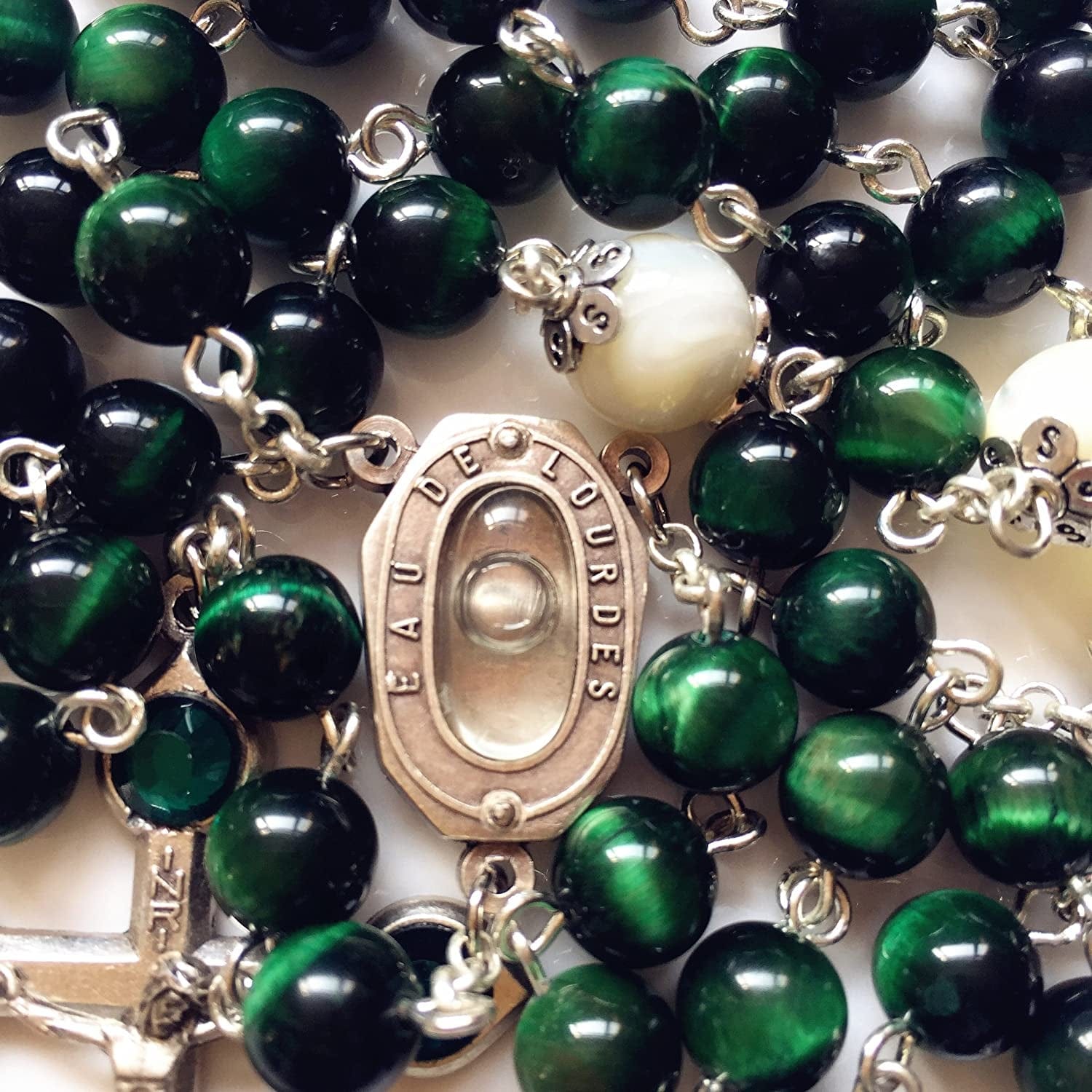 Elegantmedical HANDMADE GREEN TIGER EYE BEADS CATHOLIC ROSARY CRUCIFIX NECKLACE Lourdes Water Medal