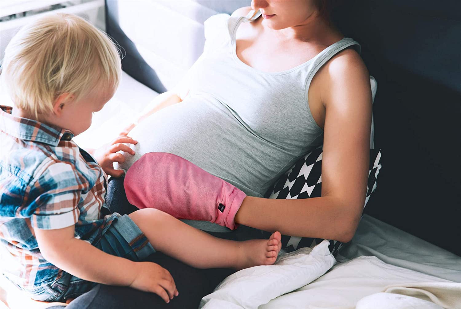 Doctor Developed Heat Therapy Arthritis Gloves / Heated Arthritis Mittens / Hand Warmers, Microwavable & Doctor Written Handbook (Lavender Scented & Universally Sized. 1 Pair) (Pink) Apparel & Accessories > Clothing Accessories > Gloves & Mittens Dr. Arthritis