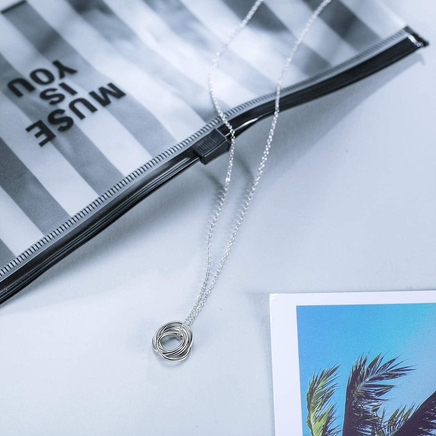 Five Generations Necklace - Sterling Silver Necklace Gift for Grandmother, Gift for Mom Grandma Nana, Grandma, Great Grandma Gift (Five Generations Gifts)