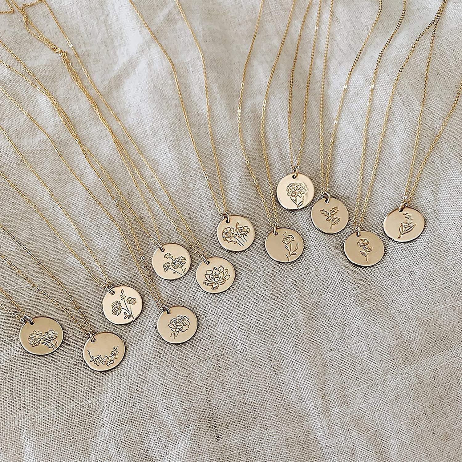 Flower Necklace for Women 18K Plated Gold Dainty Disk Disc Coin Pendant Minimalist Floral Necklace Classic Birth Flower Necklace Delicate Personalized Gift for Her