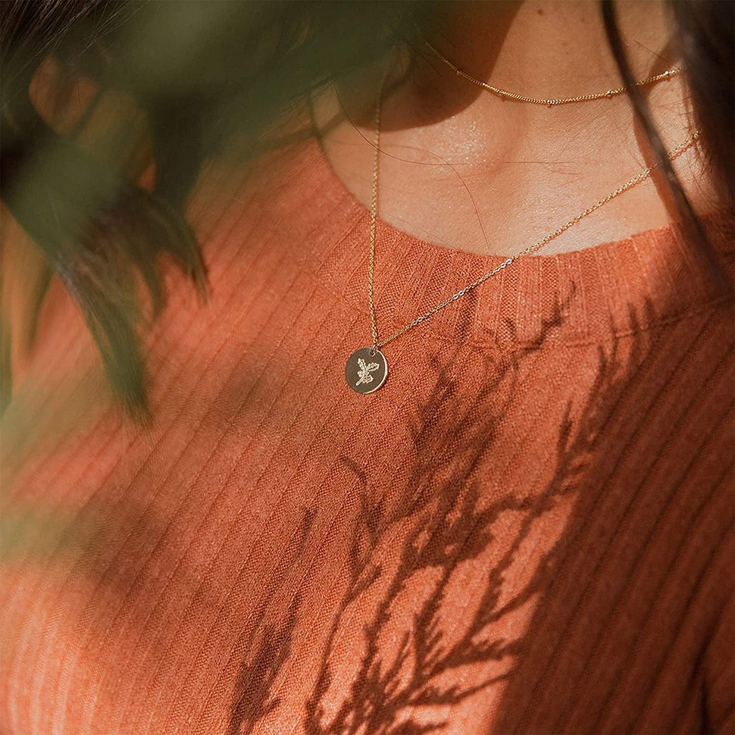 Flower Necklace for Women 18K Plated Gold Dainty Disk Disc Coin Pendant Minimalist Floral Necklace Classic Birth Flower Necklace Delicate Personalized Gift for Her