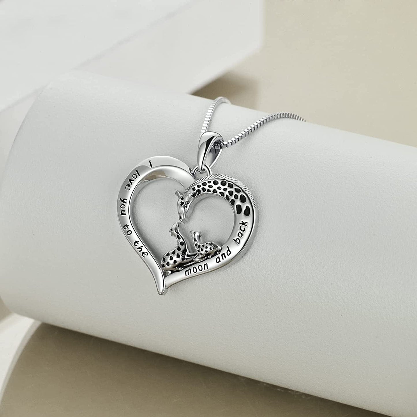 Giraffe Jewelry Gifts for Women Sterling Silver Giraffe Family Love Heart Pendant Necklace for Mom Daughter Birthday Mothers Day Gifts