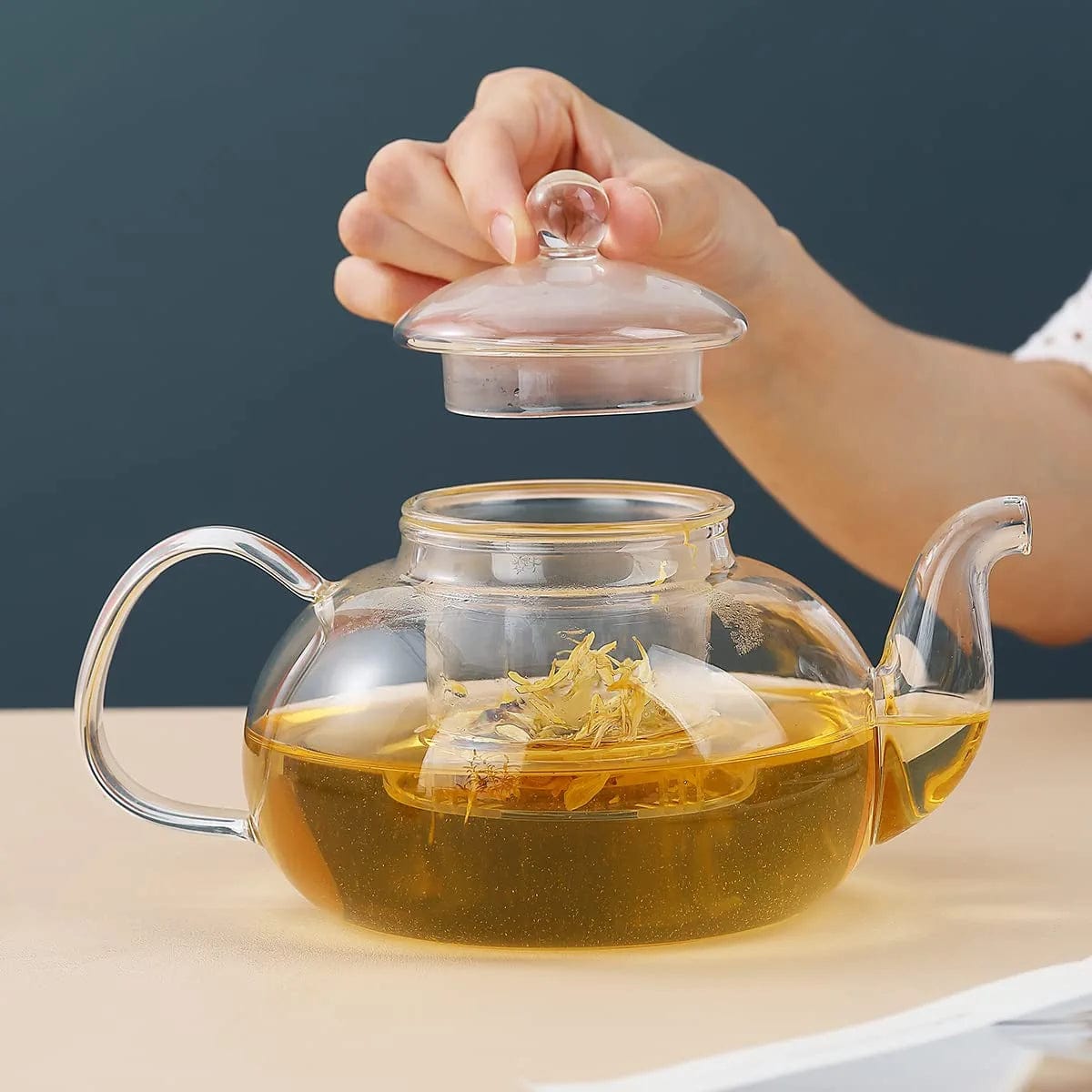 Glass Tea Pot 1L with Removable Infuser, Blooming and Loose Leaf Tea Maker Set, Stovetop and Microwave Safe Tea Kettle.