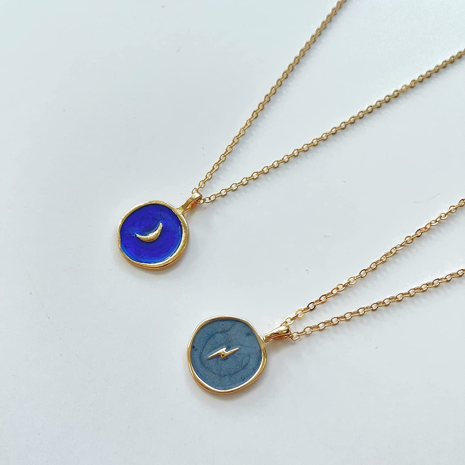 Gold Enamel Pendent Necklace Women'S Necklace