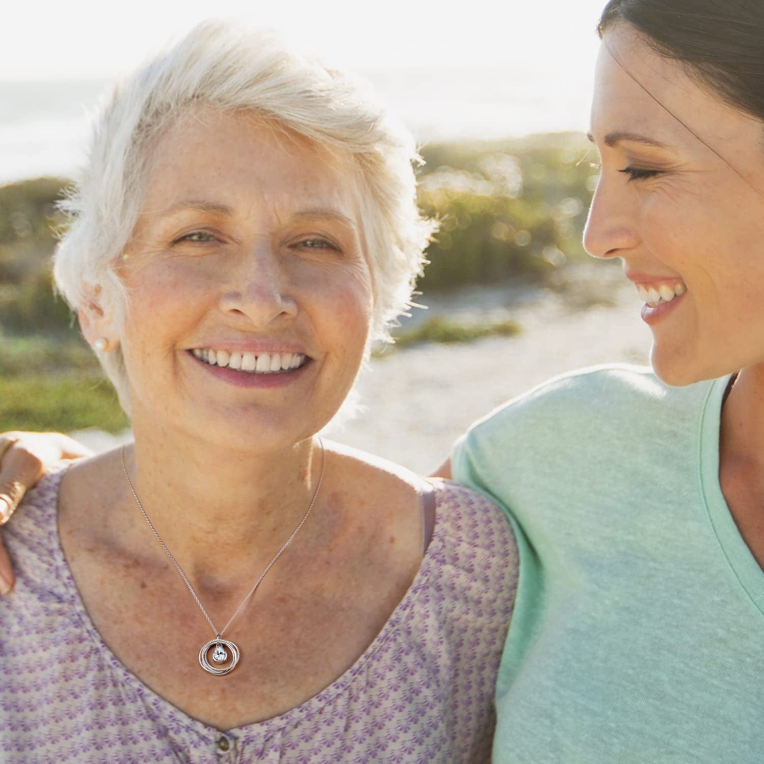 Great Grandma Gifts, Four Generations Necklace, Sterling Silver Four Circles Generation Necklace Gifts for Great Grandma with Birthstone Zirconia, Birthday Jewelry Gift Four Generations Necklace