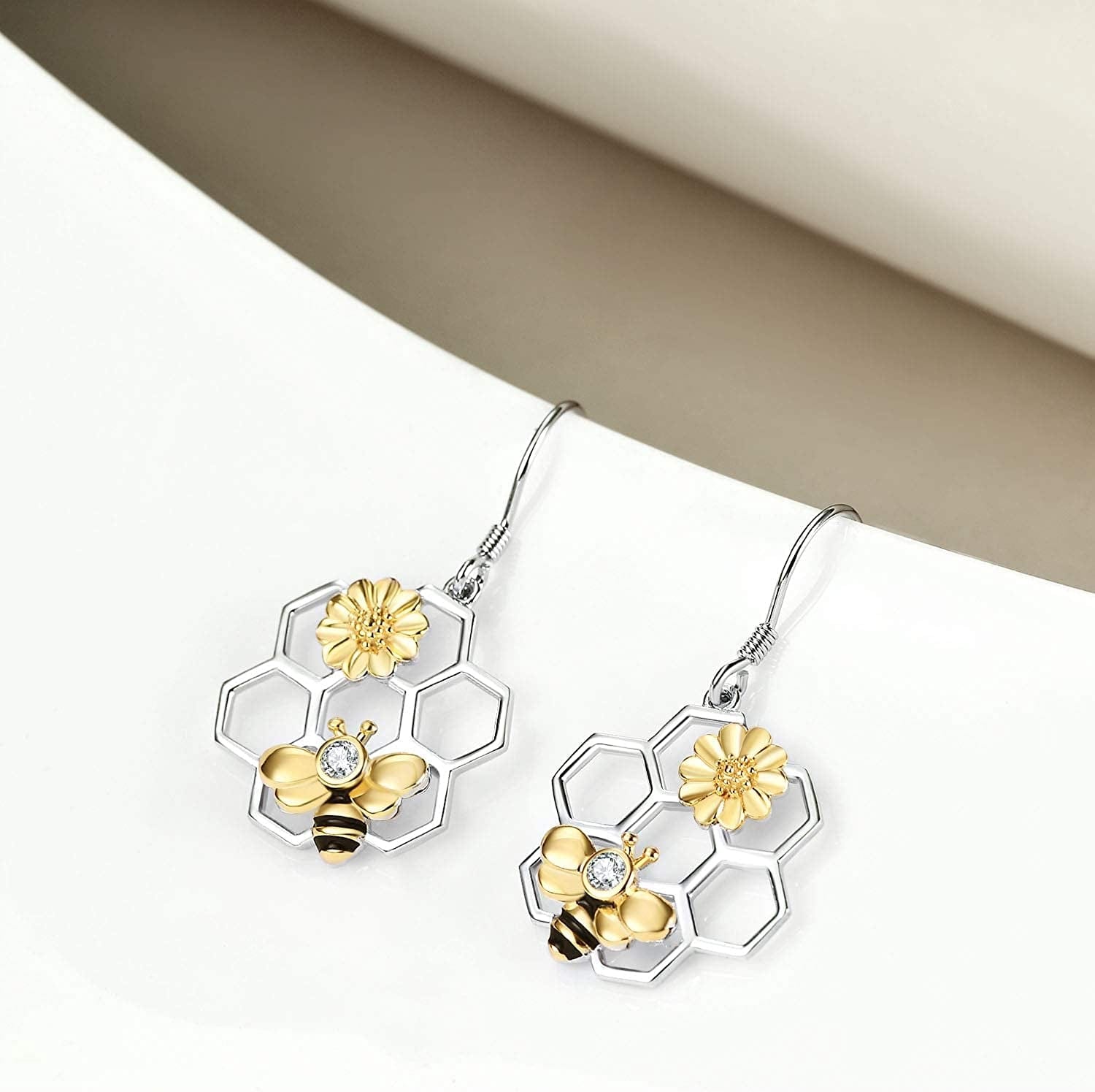 Honeycomb with Bee Stud Earrings 925 Sterling Silver Beehive and Bee Earrings for Women (Bee Earrings)