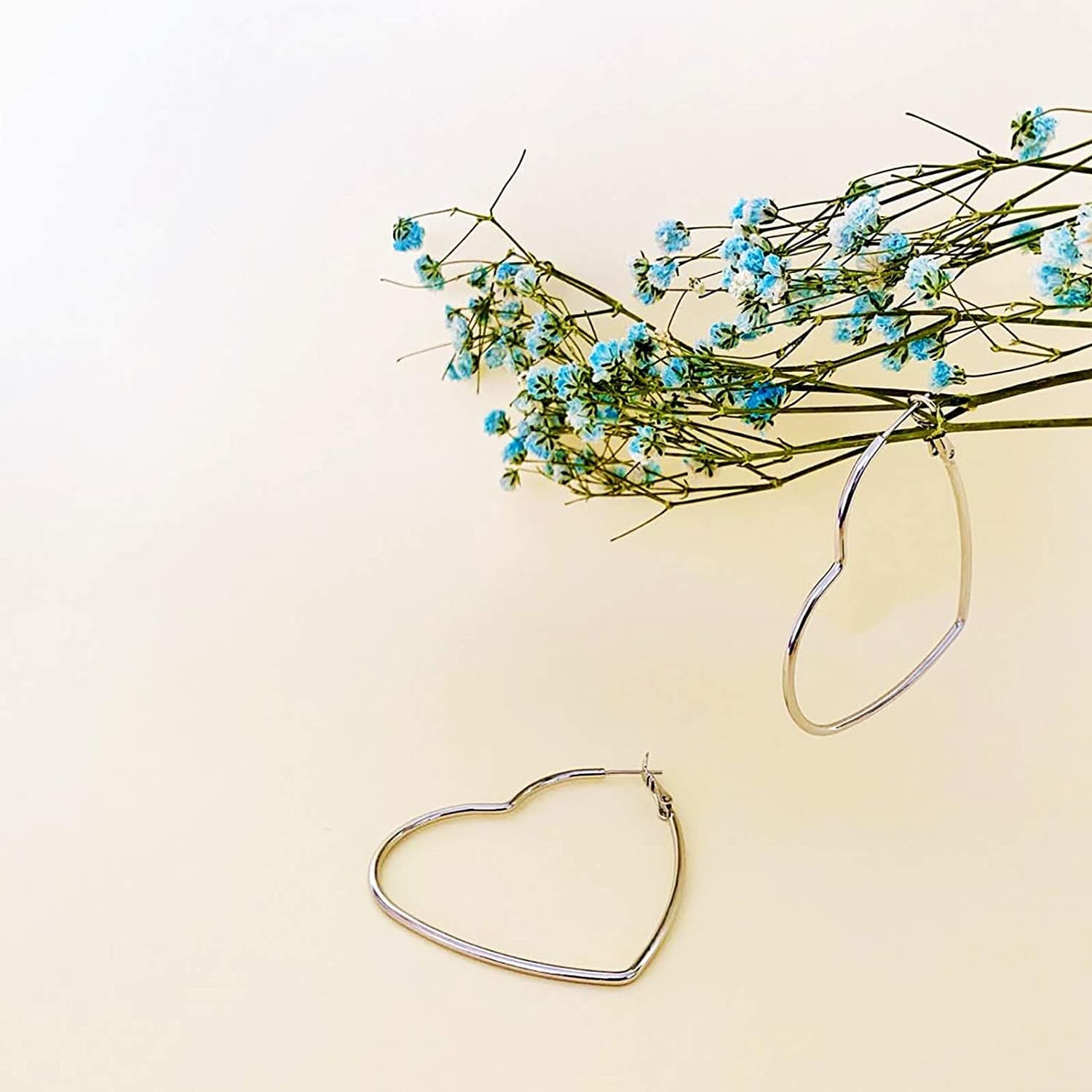 Hoop Earrings, Fashion Jewelry Statement Large Geometric Heart Hoop Earrings for Women Girls Gift