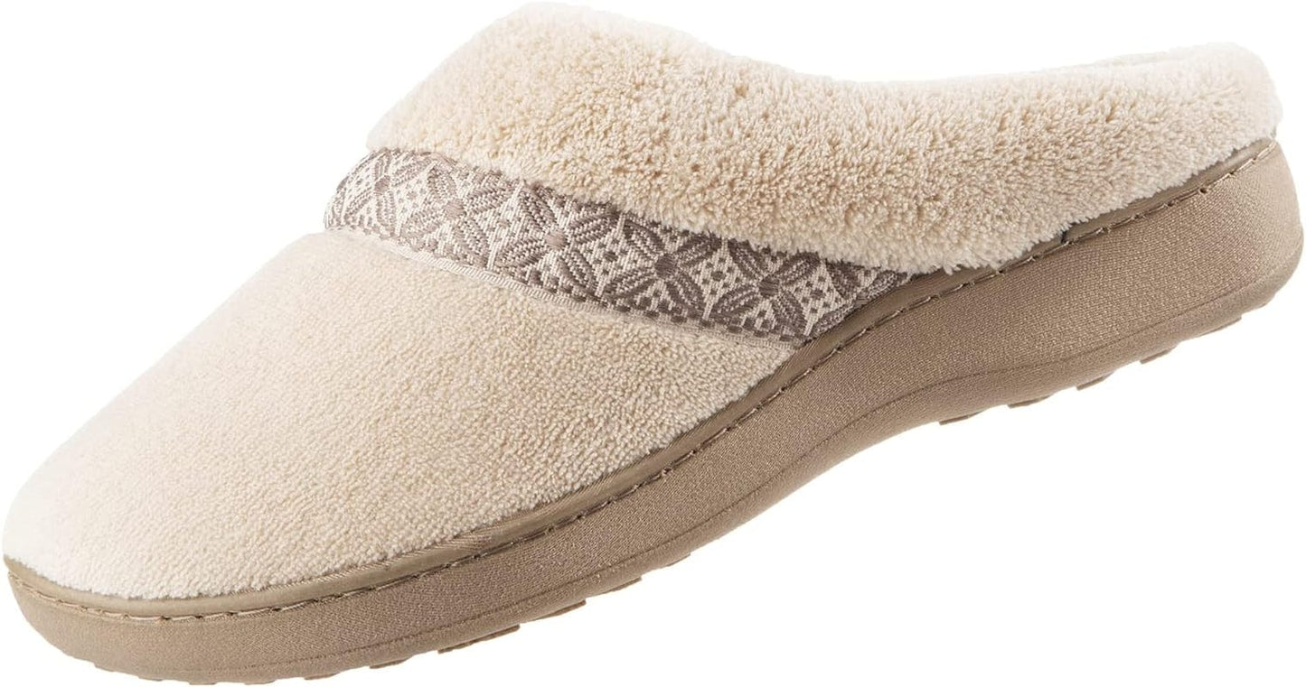 Isotoner Women’S Terry Clog Slippers: Arch Support, Anti-Slip Sole, Indoor/Outdoor, Plantar Fasciitis Relief, Fluffy Slippers, Comfortable Nursing Shoes, Non-Slip, Memory Foam