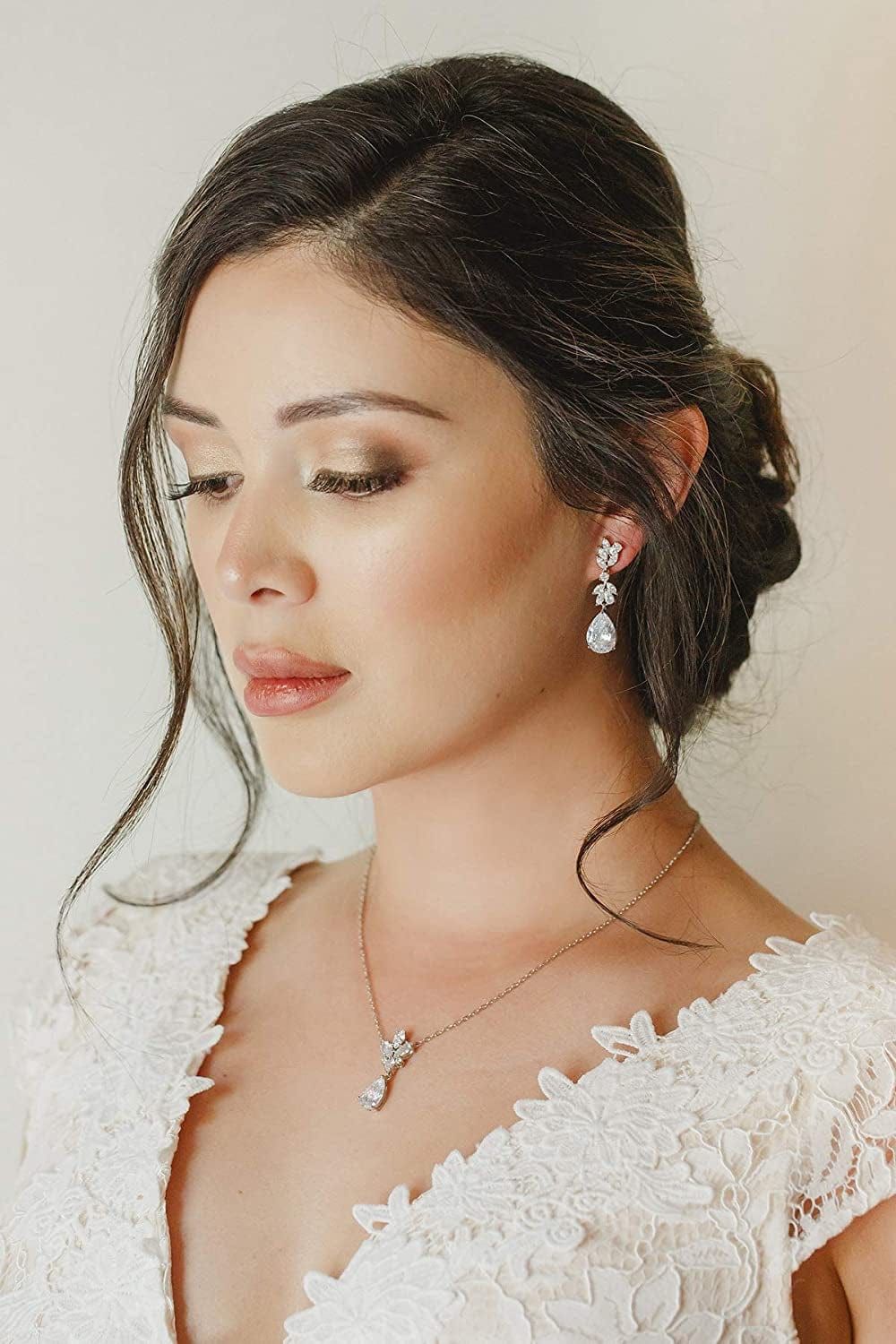 Marquise Wedding Earrings for Brides, Bridesmaids, Teardrop Crystal Cubic Zirconia Bridal Drop Earrings for Women Prom