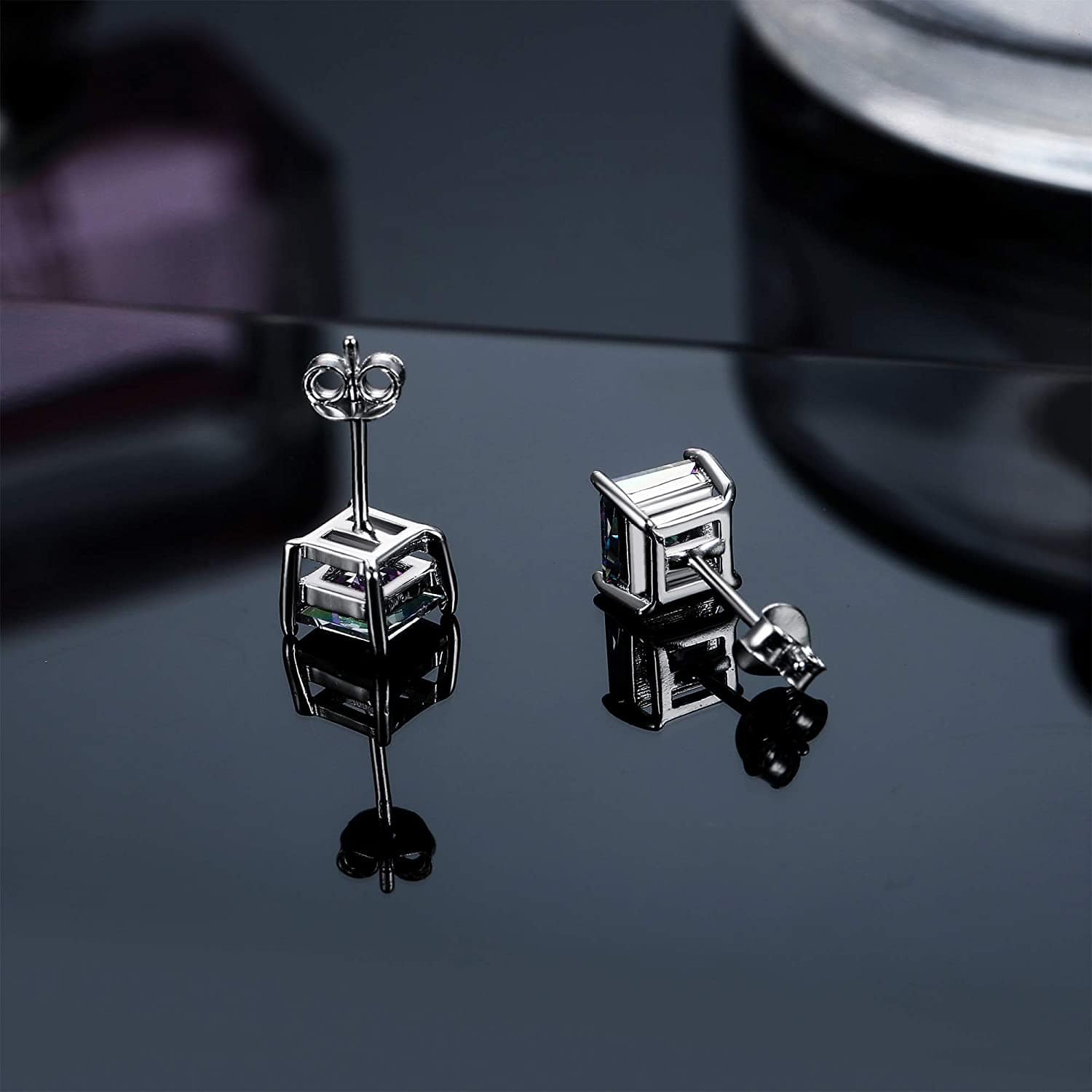 Milacolato 2Pairs Sterling Silver Stud Earrings 18K White-Gold Plated Earrings round Square Cubic Zirconia Simulated Diamond Stud Earrings for Men Women