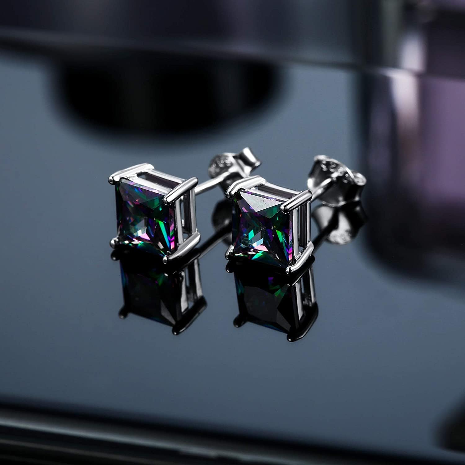 Milacolato 2Pairs Sterling Silver Stud Earrings 18K White-Gold Plated Earrings round Square Cubic Zirconia Simulated Diamond Stud Earrings for Men Women