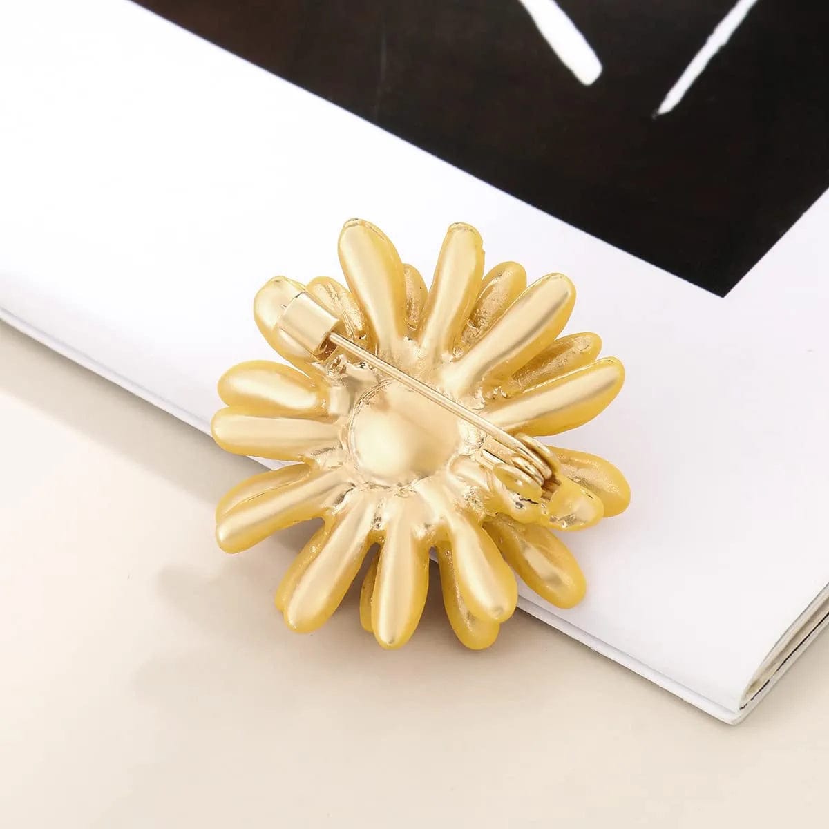 Multicolor Enamel Daisy Flower Lapel Jewelry Brooch Pin Set for Women Clothes Collar Dress Scarf Bag Daily Decoration