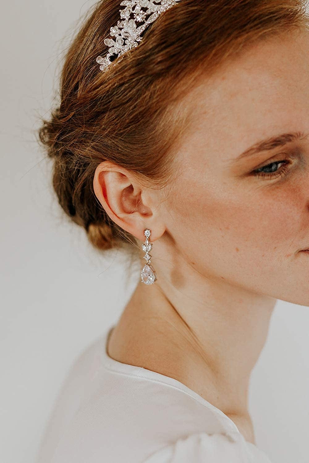 Pearl Drop Earrings for Women,Bridesmaids,Brides -Teardrop Crystal Rhinestones Cubic Zirconia Earrings Dangling