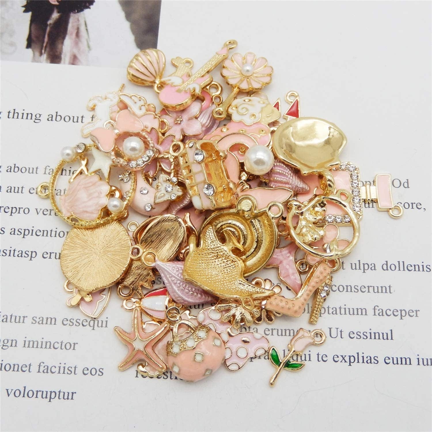 QAZ 40Pcs(20Pairs) Assorted Gold Plated Enamel Animals Fruit Moon Star Dainty Dangle Flowers Pendants Charms for Jewelry Making Necklace Bracelet, Pink Theme