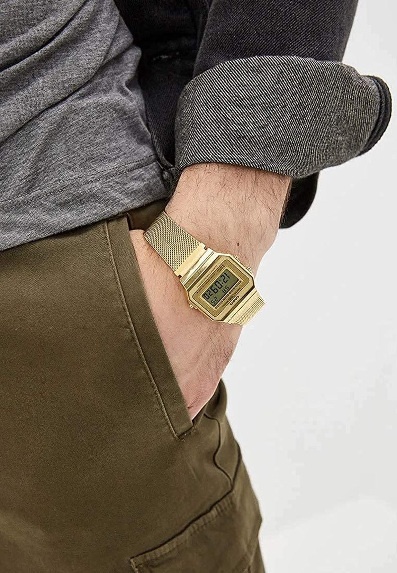 Retro Watch A700WEMG-9AEF Unisex Gold Chronometer