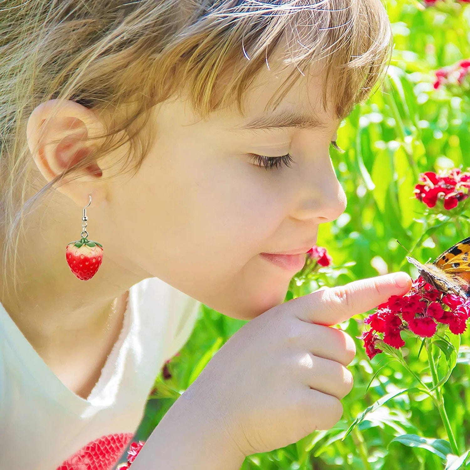 Strawberry Pendant Charms Fruit Charms Strawberry Earring Resin Charms 3D Strawberry Hanging Pendant Ornament for Earring Bracelet Necklace DIY Jewelry Making Accessories