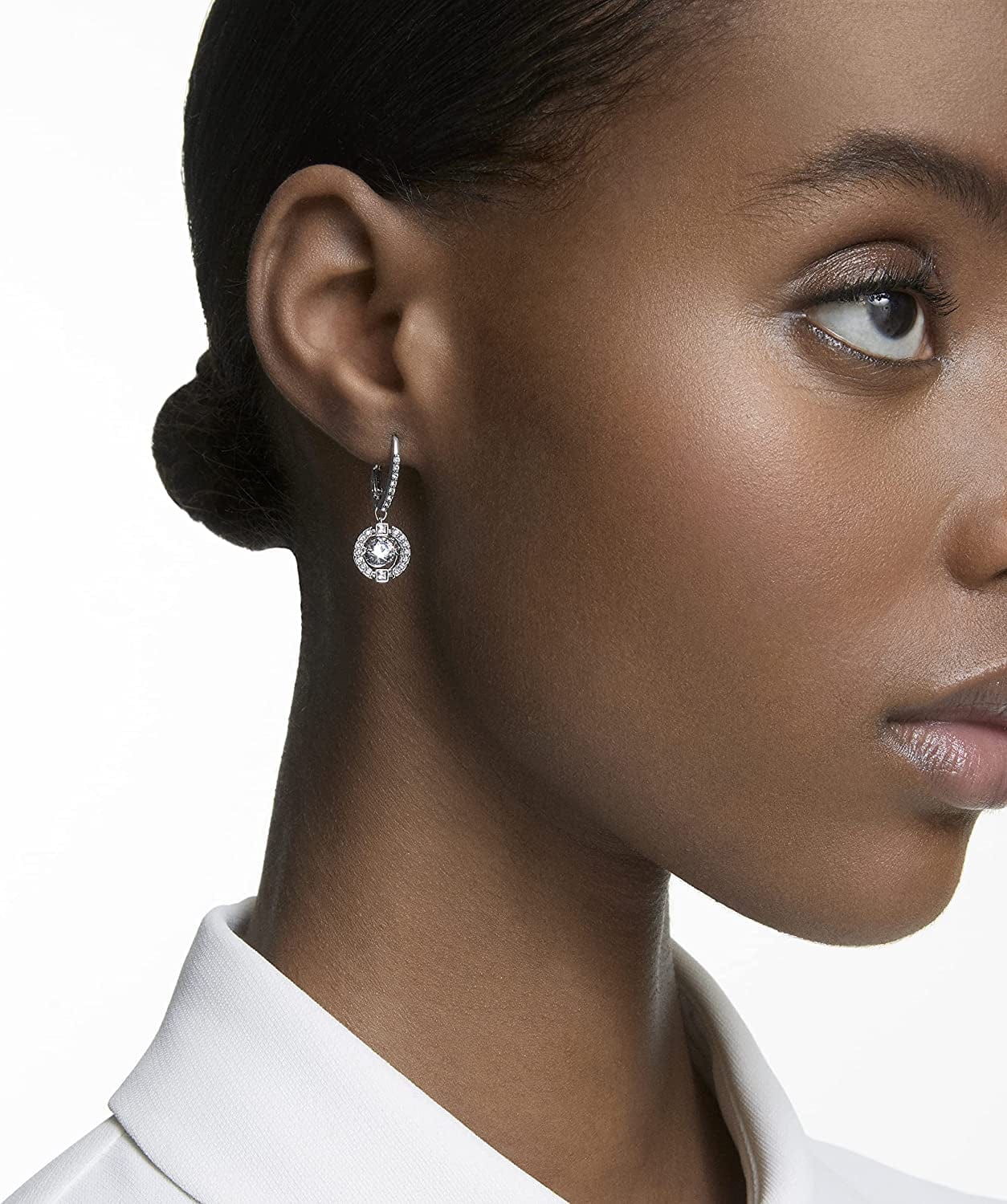 Swarovski Sparkling Dance round Jewelry Collection, Rhodium Finish, Blue Crystals, Clear Crystals