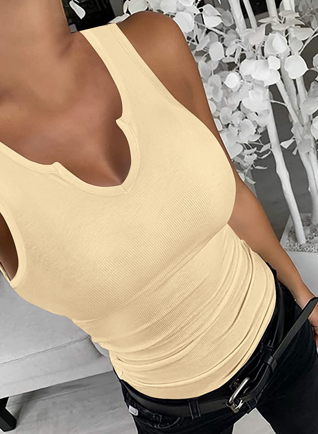 Tank Tops for Women Summer Sleeveless V Neck Fitted Top Slim Ribbed Racerback Basic Cami Shirt Tanks