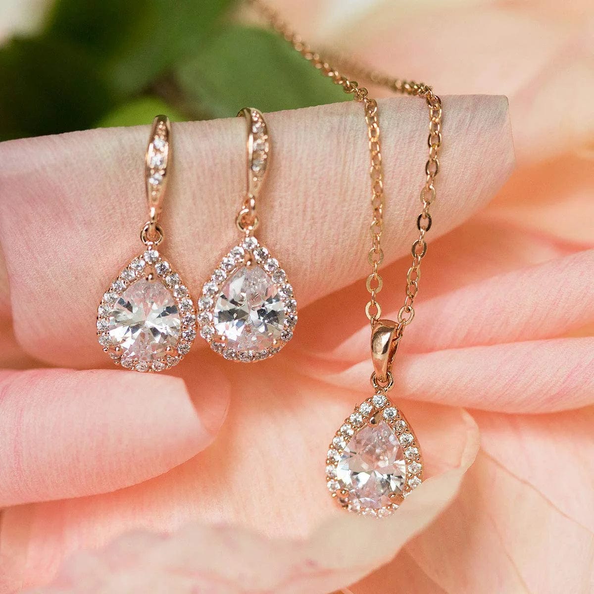 Wedding Bridesmaids Gift Drop Dangle Earrings or Jewelry Set in Silver, Yellow Gold, Rose Gold