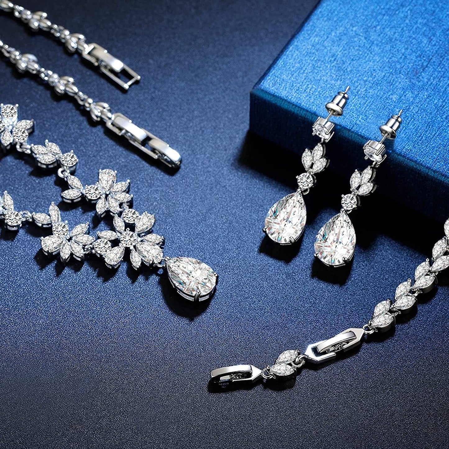 Wedding Jewelry for Bride, Silver Bridal Necklace Earrings Bracelet Set with Clear Cubic Zirconia, Bridemaids Jewelry Set for Wedding, Crystal Wedding Party Jewelry Set for Women Girls
