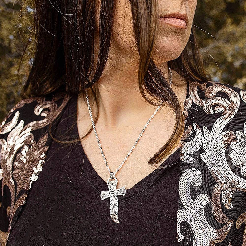Western Lifestyle Feather Necklace