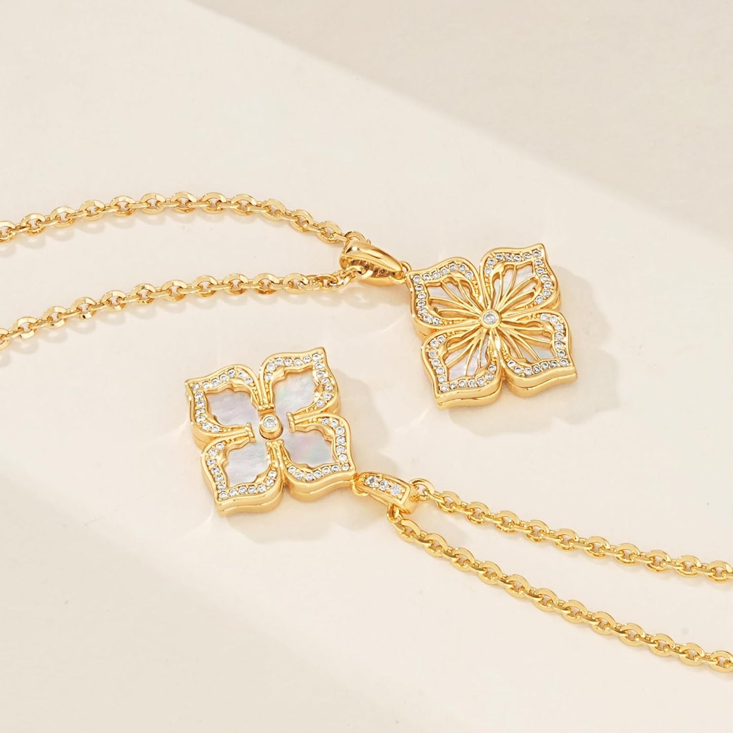 MEVECCO Gold Four Leaf Clover Necklace for Women 14K Gold Plated Clover Pendant Necklace Double Side with Diamond Vintage Filigree Flower Necklace Gift