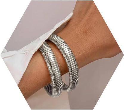 Gold bangle bracelet set packaging and presentation