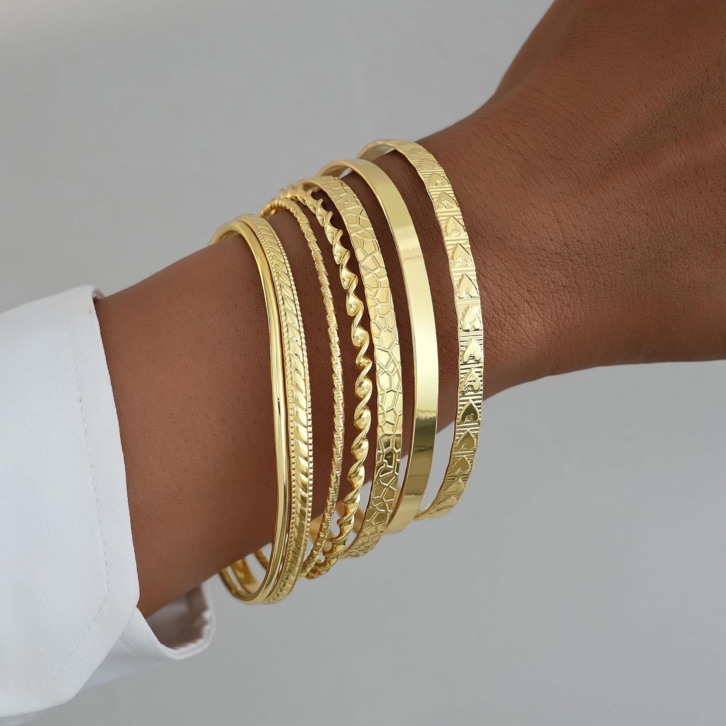 FAXHION Gold Bangle Bracelets for Women, 14 Pcs Multi Layer Stackable Bangle Set, 14K Gold Plated Textured Chunky Bracelets Boho Jewelrys Set